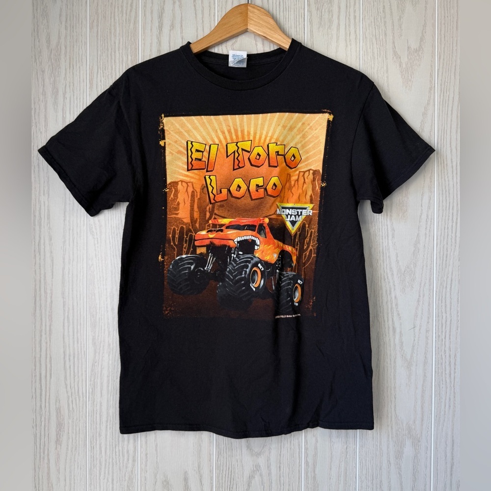 Monster Jam El Toro Loco Graphic Tee
Size: Medium